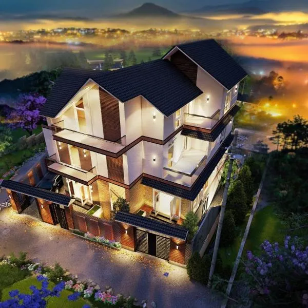 Dalat Family House